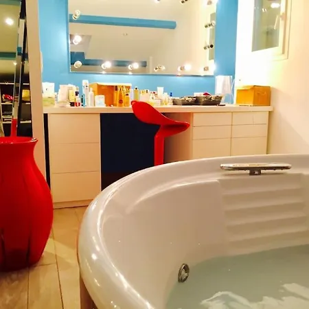 Magnifique Triplex Face A La *