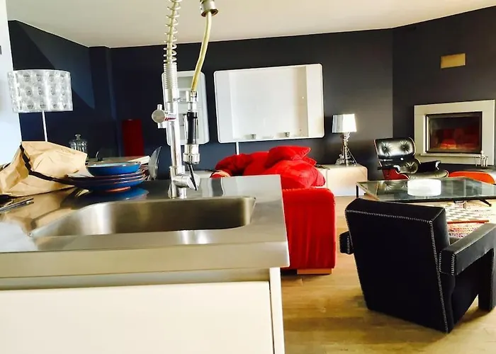 Апартаменты Magnifique Triplex Face A La