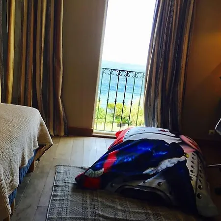 Magnifique Triplex Face A La