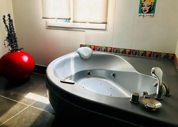 Magnifique Triplex Face A La *