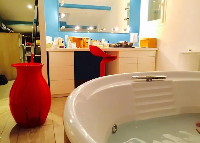 Magnifique Triplex Face A La *