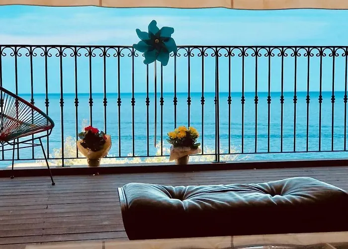 דירה Magnifique Triplex Face A La San-Martino-di-Lota