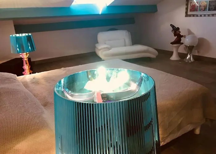 Magnifique Triplex Face A La דירה San-Martino-di-Lota